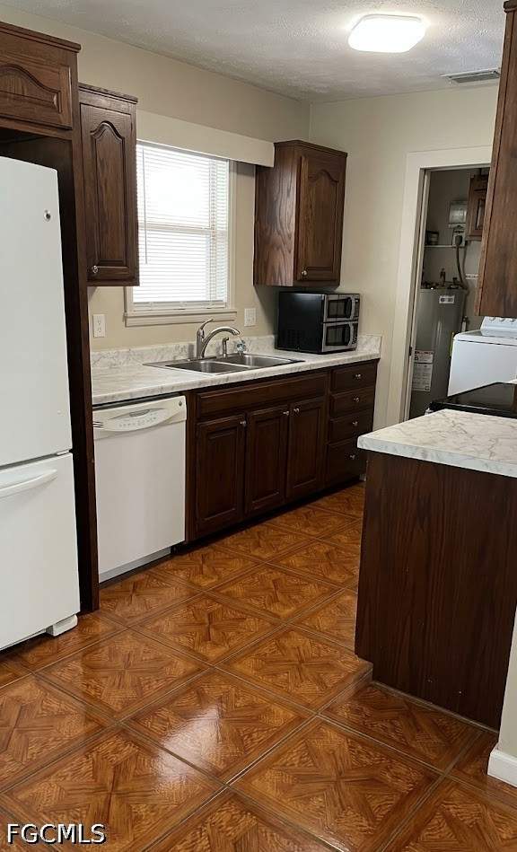 3 bedroom SingleFamilyResidence at 440 14th Ave NE, Golden Gate Estates, Naples — photo 2