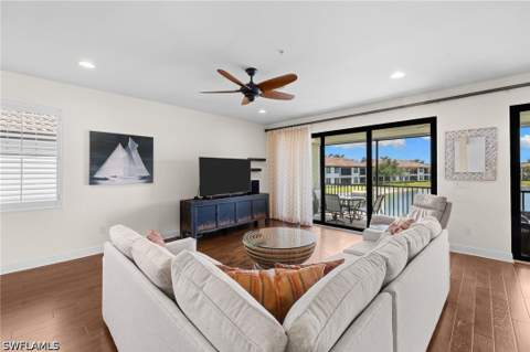 15209 Butler Lake Dr 201, Naples FL - photo 10 of 38