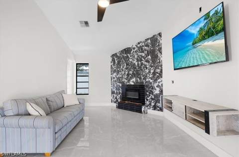 1318 Thompson St, North Fort Myers FL - photo 17 of 28