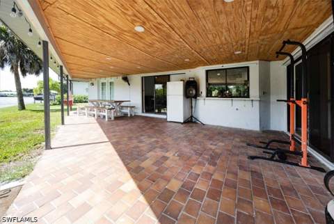 1318 Thompson St, North Fort Myers FL - photo 24 of 28
