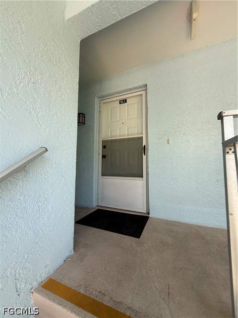 1100 Pondella Rd 911, Cape Coral FL - photo 6 of 16