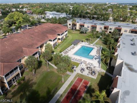 12501 McGregor Blvd 11, Fort Myers FL - photo 23 of 34
