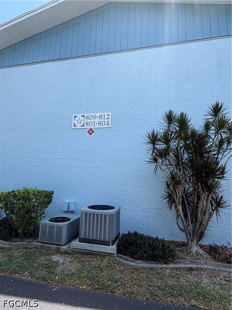 2 bedroom Condominium at 1100 Pondella Rd 810, Royal Hawaiian Club, Cape Coral — photo 4