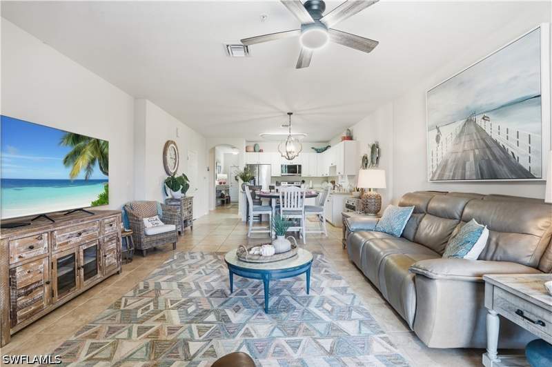 2 bedroom Condominium at 9621 Spanish Moss Way 3823, Marbella At Spanish Wells, Bonita Springs — photo 4