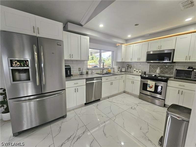 3 bedroom SingleFamilyResidence at 2960 22nd Ave NE, Golden Gate Estates, Naples — photo 5