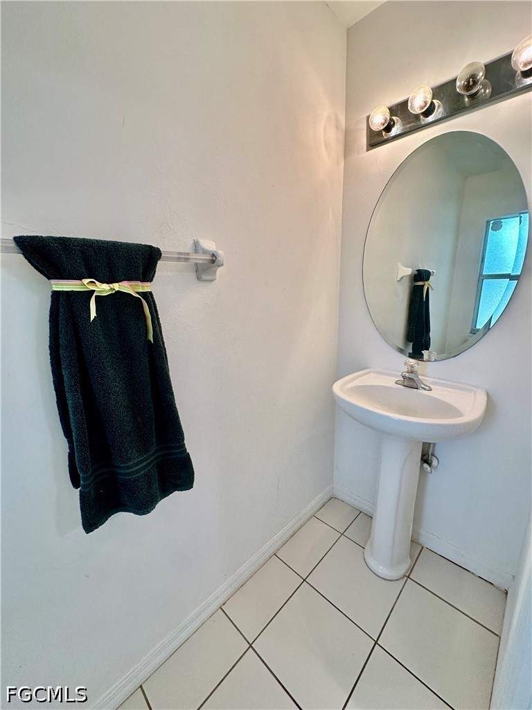 3 bedroom Townhouse at 3614 Pine Oak Cir 103, Forest Lake Townhomes, Fort Myers — photo 5