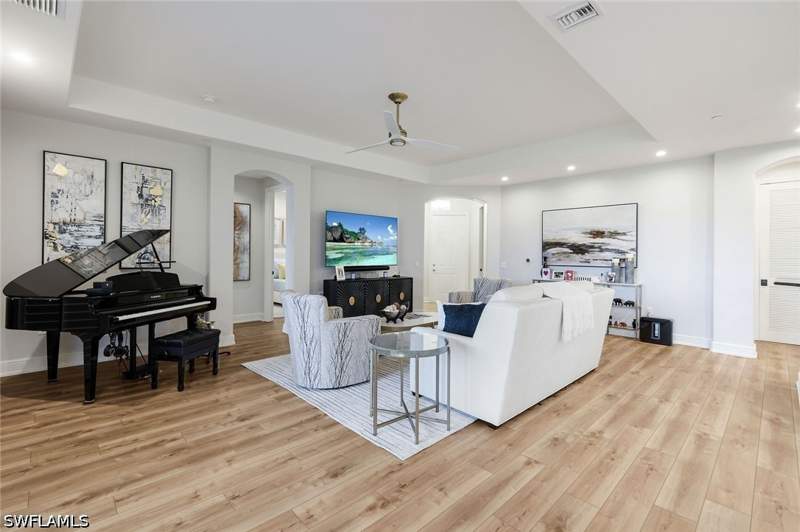 3 bedroom Condominium at 588 Avellino Isles Cir 20101, Avellino Isles, Naples — photo 5
