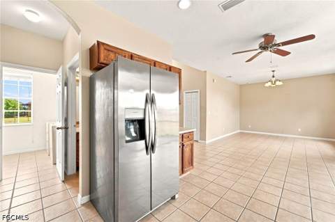117 Shadow Lakes Dr, Lehigh Acres FL - photo 12 of 40