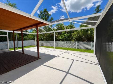 233 39th Ave NE, Naples FL - photo 15 of 35