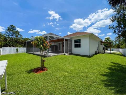 233 39th Ave NE, Naples FL - photo 16 of 35