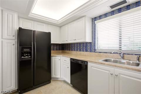 4586 Trawler Ct 303, Fort Myers FL - photo 13 of 38