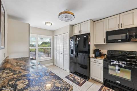 15489 Admiralty Cir 5, North Fort Myers FL - photo 15 of 37