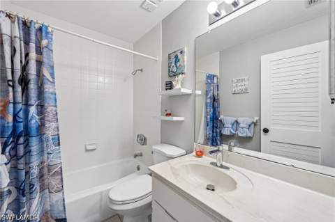 15489 Admiralty Cir 5, North Fort Myers FL - photo 19 of 37