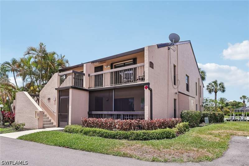 2 bedroom Condominium at 15489 Admiralty Cir 5, Admiralty Yacht & Racquet Club, North Fort Myers — photo 4