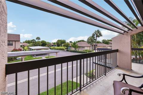 15489 Admiralty Cir 5, North Fort Myers FL - photo 8 of 37