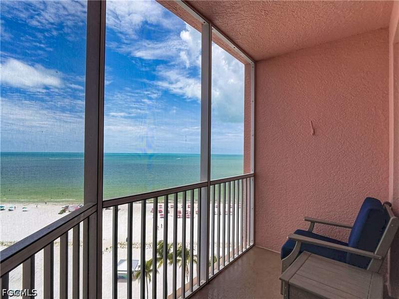 1 bedroom Condominium at 200 Estero Blvd P10, White Sands Condo, Fort Myers Beach — photo 5
