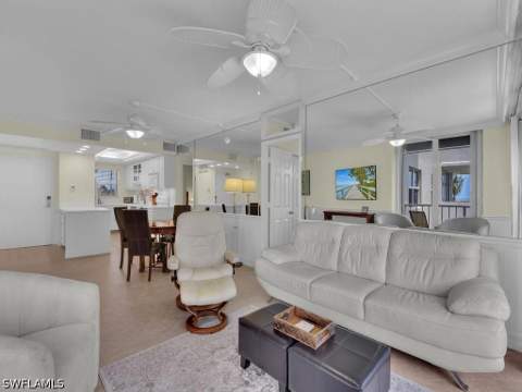 140 Seaview Ct 206S, Marco Island FL - photo 10 of 31