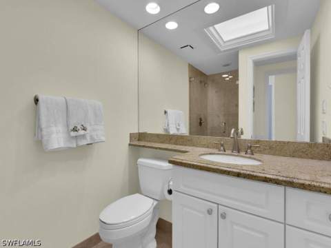 140 Seaview Ct 206S, Marco Island FL - photo 15 of 31
