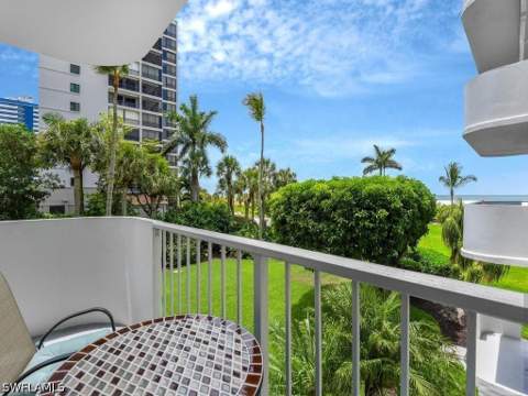 140 Seaview Ct 206S, Marco Island FL - photo 16 of 31