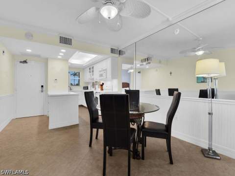 140 Seaview Ct 206S, Marco Island FL - photo 18 of 31