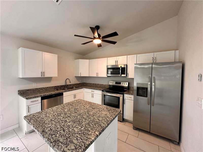3 bedroom SingleFamilyResidence at 2212 SW Santa Barbara Pl, Cape Coral, Cape Coral — photo 4