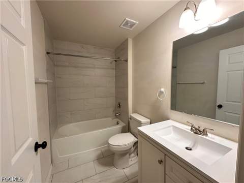 2212 SW Santa Barbara Pl, Cape Coral FL - photo 8 of 20