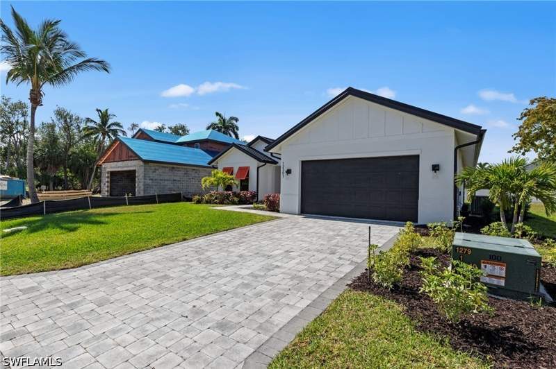 3 bedroom SingleFamilyResidence at 12307 Sweet Kiwi Ln, Fort Myers, Fort Myers — photo 2