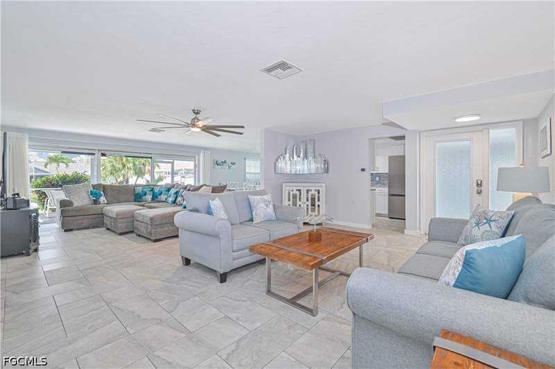 3 bedroom SingleFamilyResidence at 13511 Island Rd, River Forest, Fort Myers — photo 4
