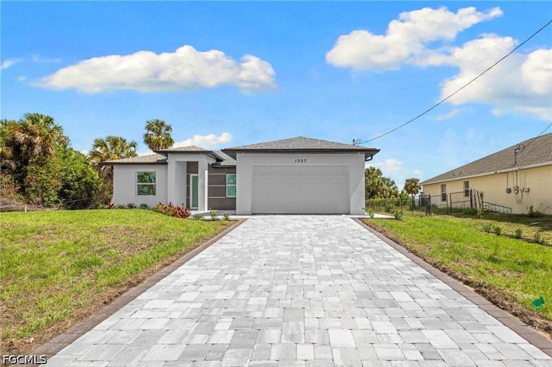 3 bedroom SingleFamilyResidence at 1337 NE 33rd St, Cape Coral, Cape Coral — photo 4