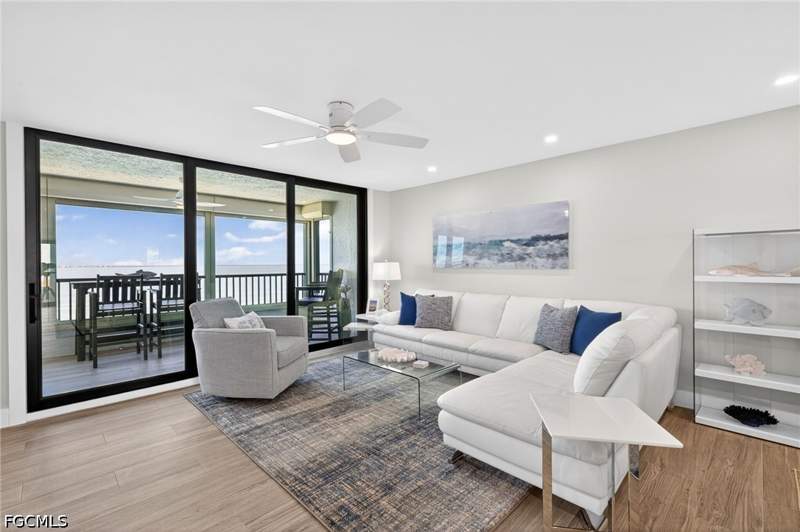 2 bedroom Condominium at 15011 Punta Rassa Rd 803, Punta Rassa, Fort Myers — photo 5