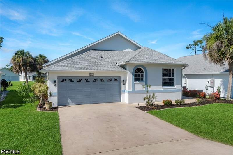 3 bedroom SingleFamilyResidence at 3895 Sabal Springs Blvd, Sabal Springs Golf And Racquet Club, North Fort Myers — photo 5