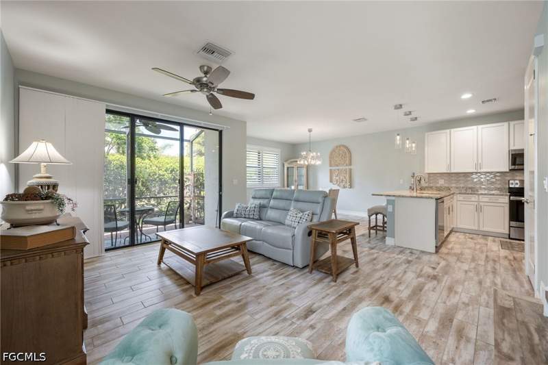 3 bedroom Townhouse at 15840 Portofino Springs Blvd 101, Portofino Springs, Fort Myers — photo 5