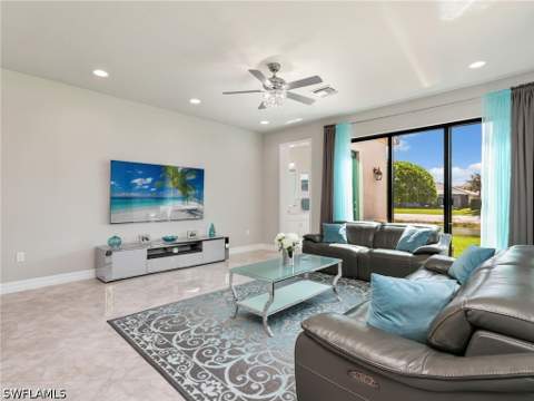 4716 Kensington CIR, Naples FL - photo 11 of 49