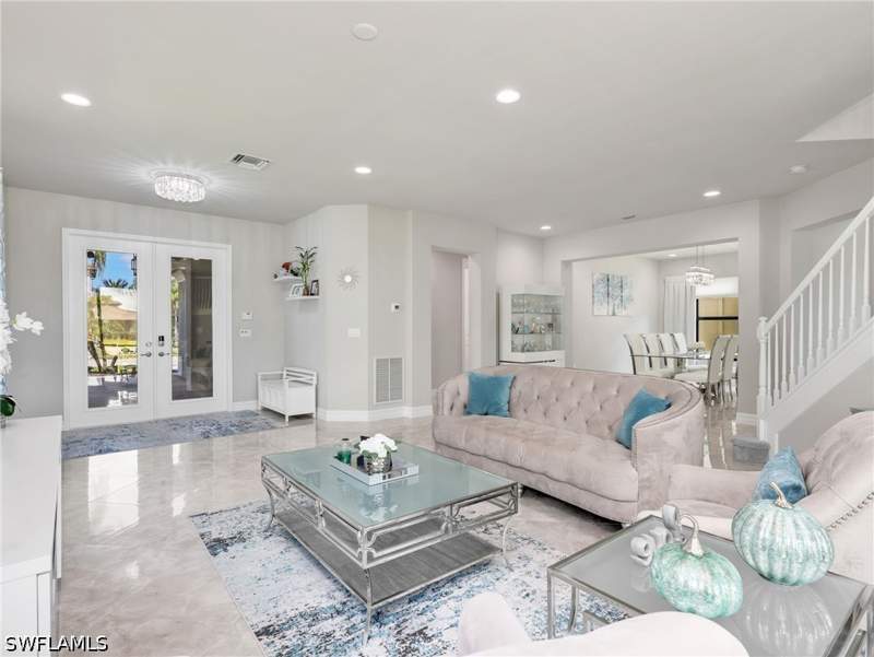 6 bedroom SingleFamilyResidence at 4716 Kensington CIR, STONECREEK, Naples — photo 4