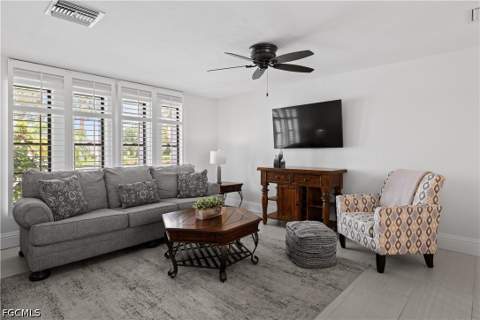 5215 Pelican Blvd, Cape Coral FL - photo 10 of 50