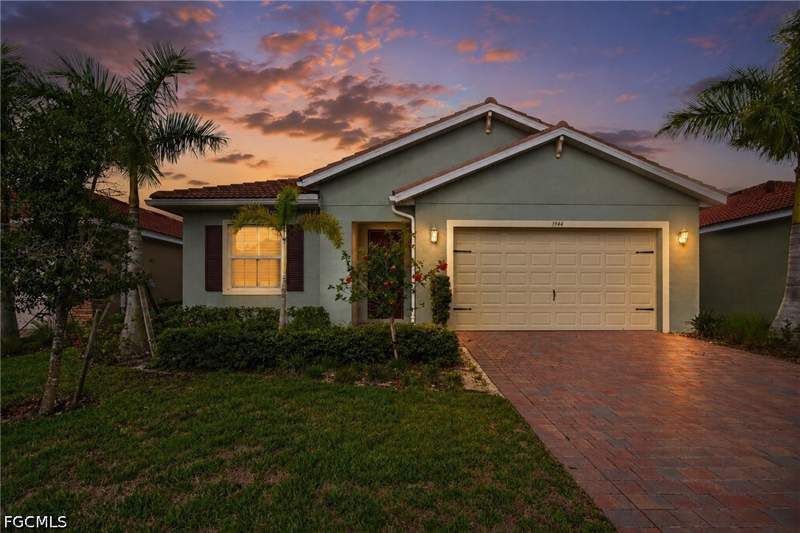2 bedroom SingleFamilyResidence at 3944 Crosswater Dr, Magnolia Landing, North Fort Myers — photo 3