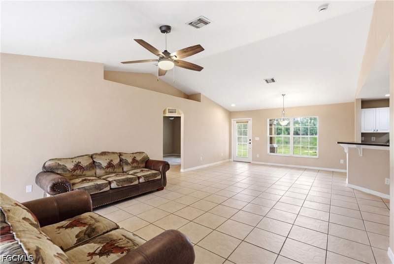 3 bedroom SingleFamilyResidence at 919 Winters St E, Lehigh Acres, Lehigh Acres — photo 5