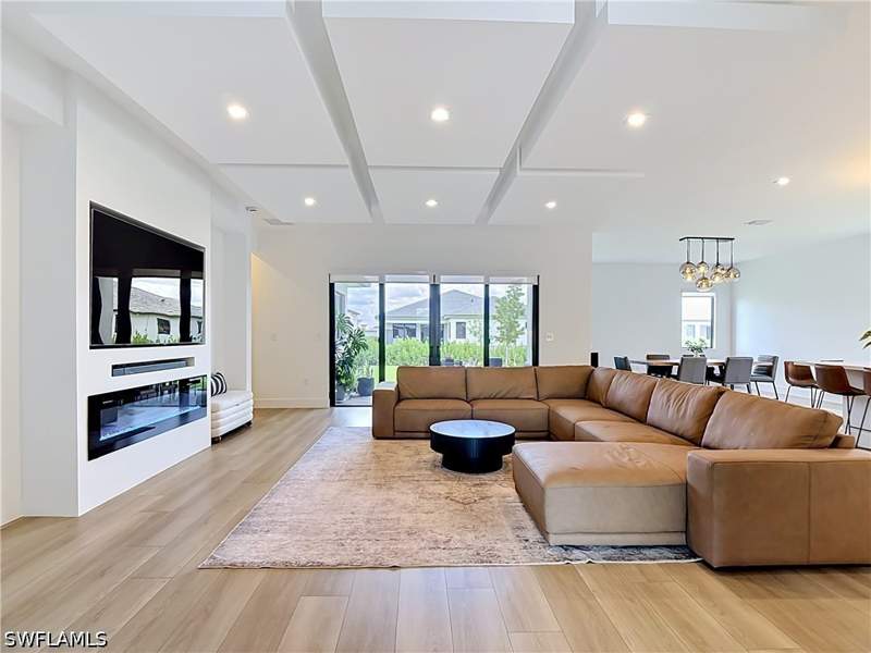 5 bedroom SingleFamilyResidence at 5228 Lamone Ln, Maple Ridge, Ave Maria — photo 2