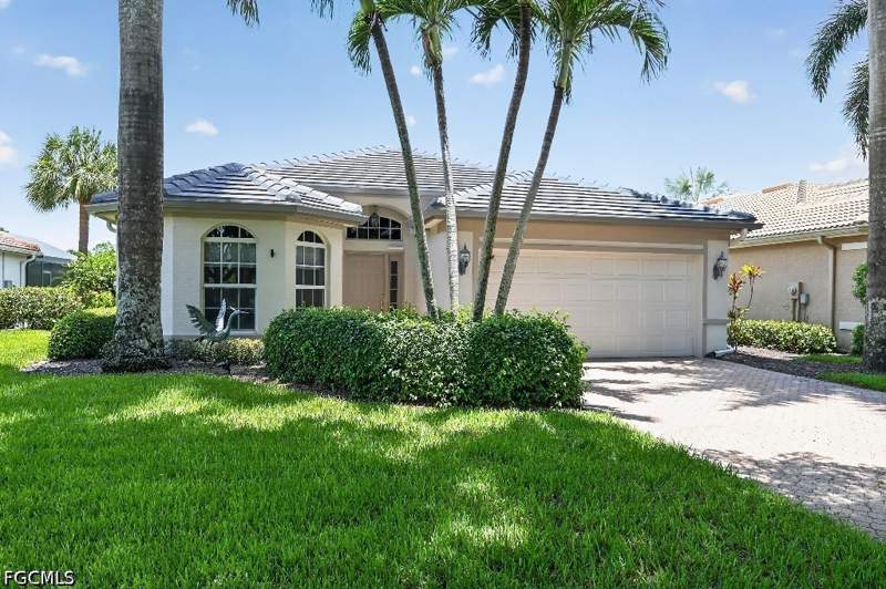 2 bedroom SingleFamilyResidence at 14117 Tivoli Ter, La Tremiti, Bonita Springs — photo 2
