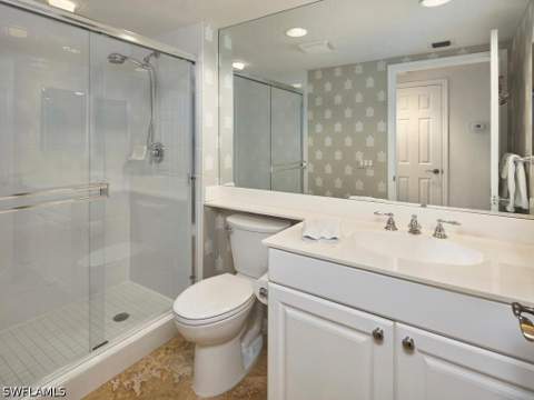 7225 Pelican Bay Blvd 203, Naples FL - photo 15 of 29
