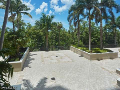 7225 Pelican Bay Blvd 203, Naples FL - photo 19 of 29