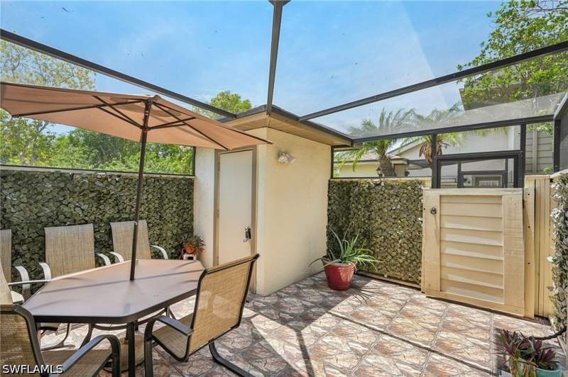 2 bedroom Townhouse at 13345 Broadhurst Loop, Cypress Lake Estates, Fort Myers — photo 3