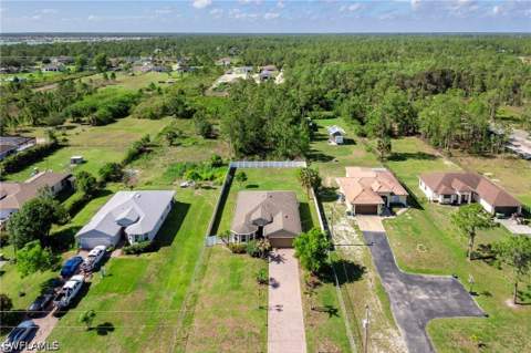 3582 45th Ave NE, Naples FL - photo 7 of 34