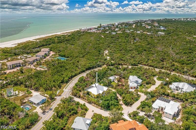 5 bedroom SingleFamilyResidence at 335 Cowry CT, SOUTH CAPERS, Sanibel — photo 3