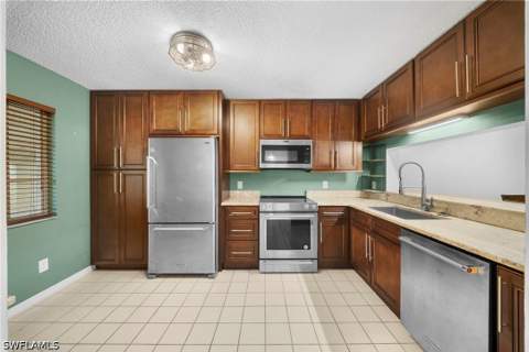 7761 Jewel Ln 102, Naples FL - photo 12 of 46