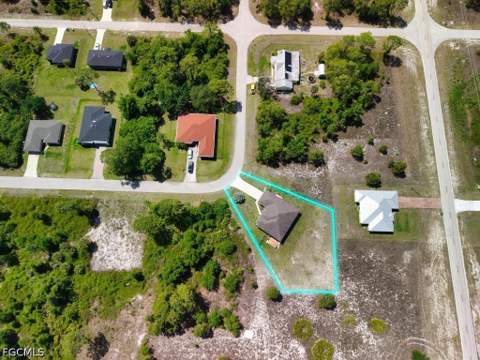 1211 Eclat St E, Lehigh Acres FL - photo 23 of 31