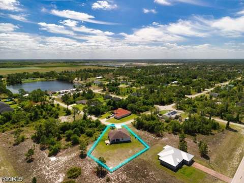 1211 Eclat St E, Lehigh Acres FL - photo 24 of 31