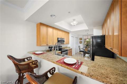 10200 Heritage Bay Blvd 112, Naples FL - photo 11 of 50