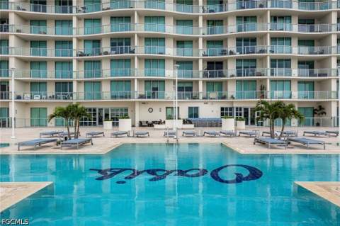 3000 Oasis Grand Blvd 1705, Fort Myers FL - photo 21 of 32