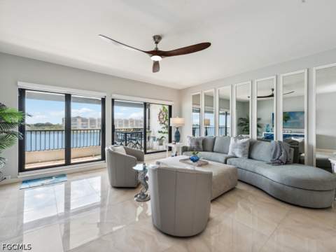 232 La Peninsula Blvd 232, Naples FL - photo 13 of 44